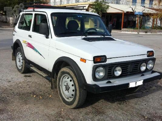 PoulaTo: LADA NIVA '04